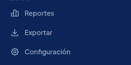 Final del menú azul abierto en el teléfono: Reportes, Exportar y Configuración.